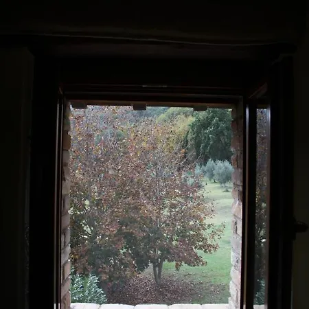 Casale Fontanile Bed & Breakfast